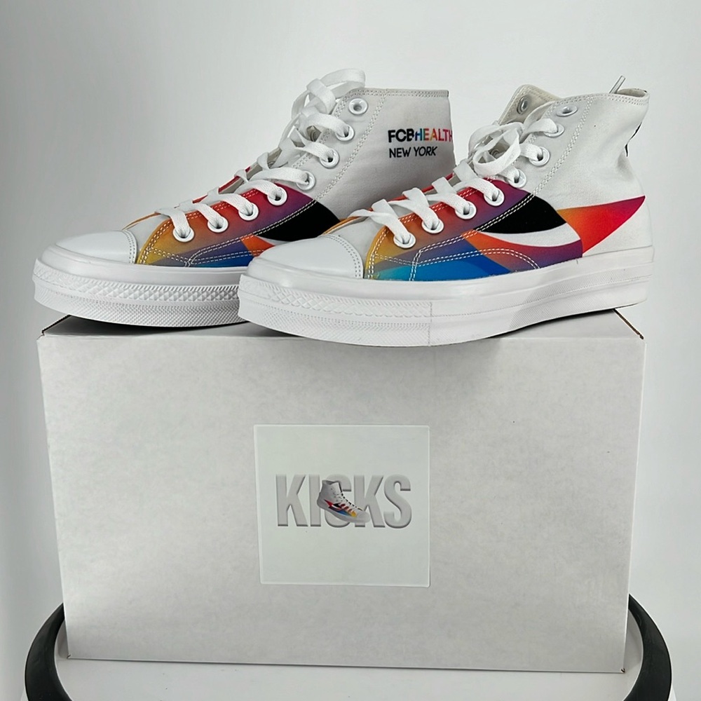 KICKS FCB HEALTH NY NVR FNSHD SNEAKERS‎